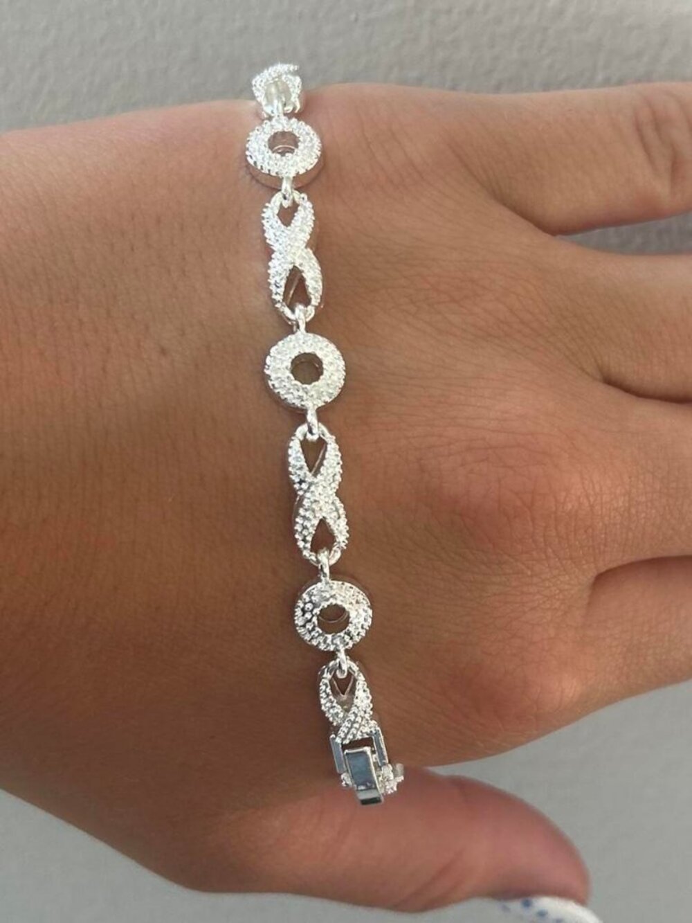 Silver Link Bracelet Interlocking Circles Costume Jewelry